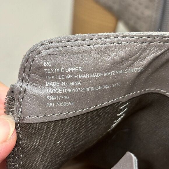 Universal Thread Gray Peep Toe Suede Ankle Booties Block Heel Size 6.5 M - Picture 11 of 11